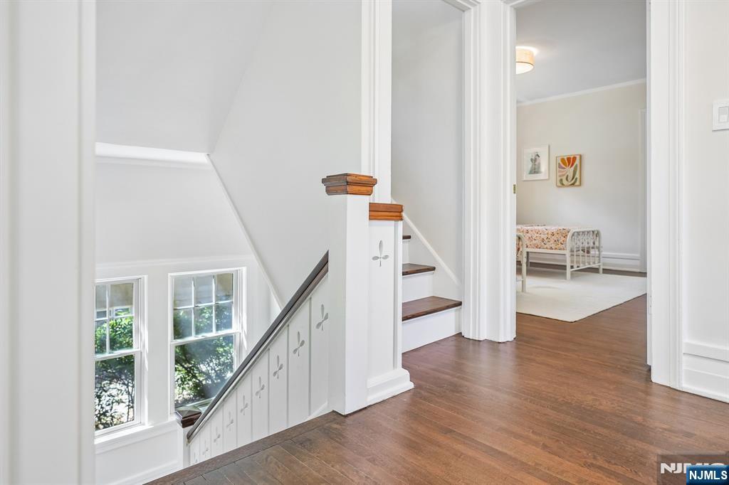 150 Gordonhurst Avenue Property Photo 23