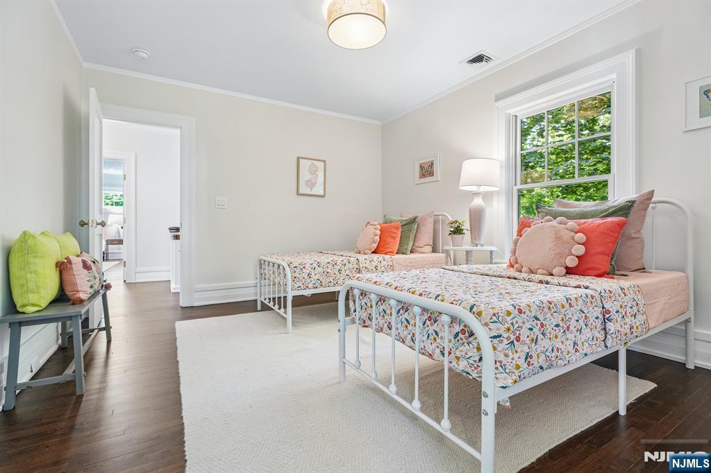 150 Gordonhurst Avenue Property Photo 31