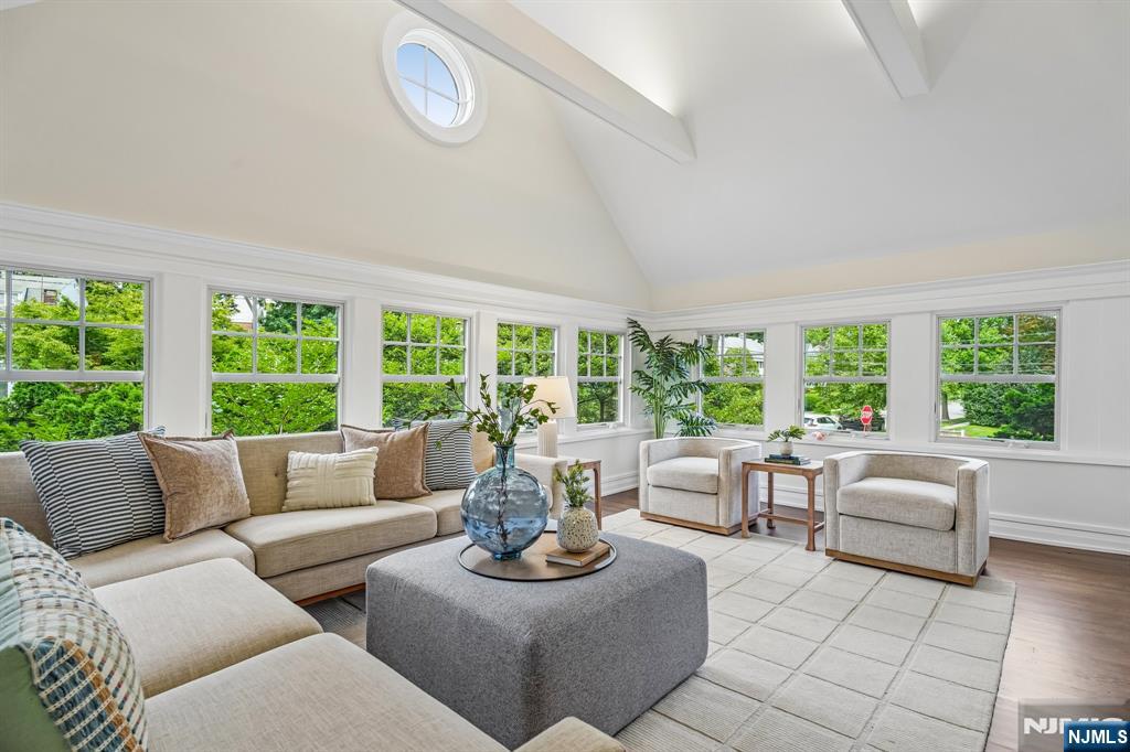 150 Gordonhurst Avenue Property Photo 36