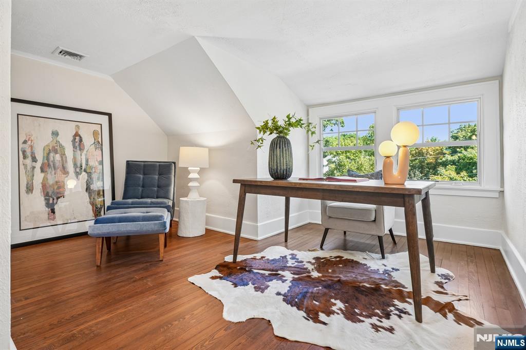 150 Gordonhurst Avenue Property Photo 37