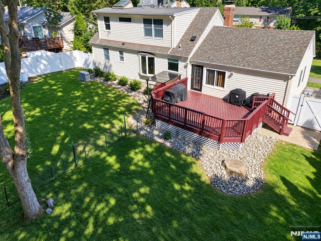 34 Northwood Drive Property Photo 2