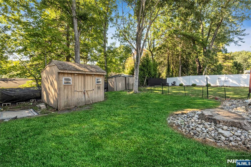 34 Northwood Drive Property Photo 41