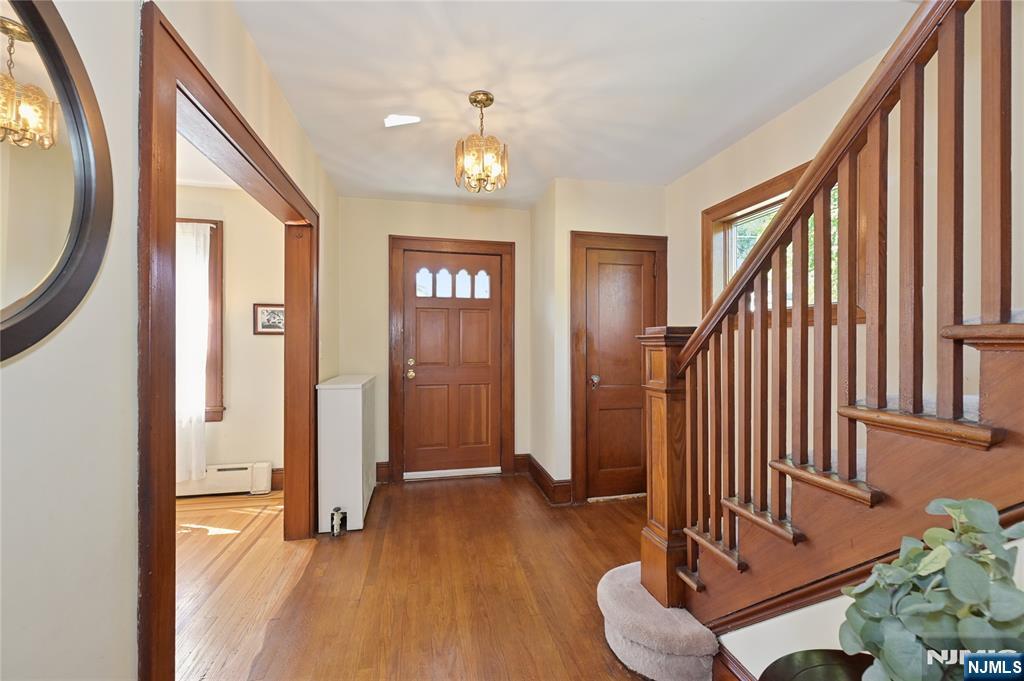 656 Orchard Street Property Photo 3