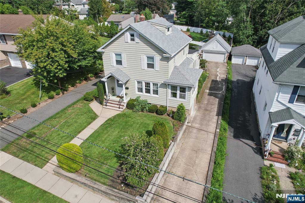 656 Orchard Street Property Photo 30