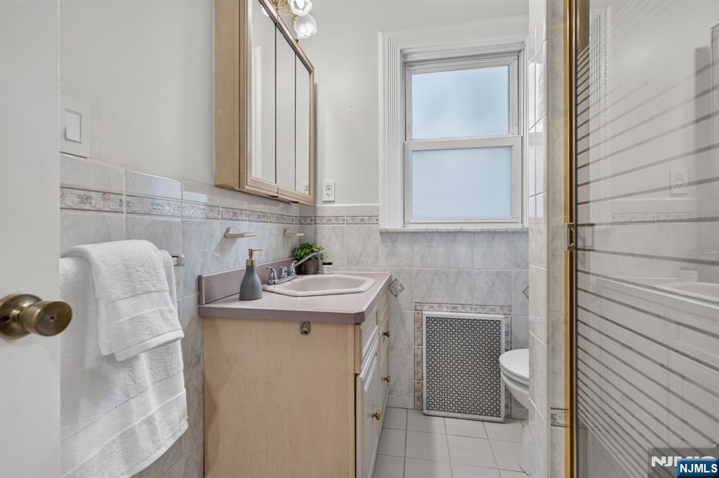 13 Valley Way Property Photo 17
