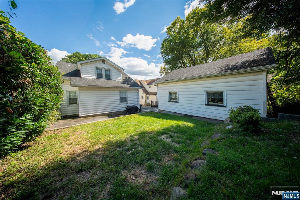 13 Valley Way Property Photo 36