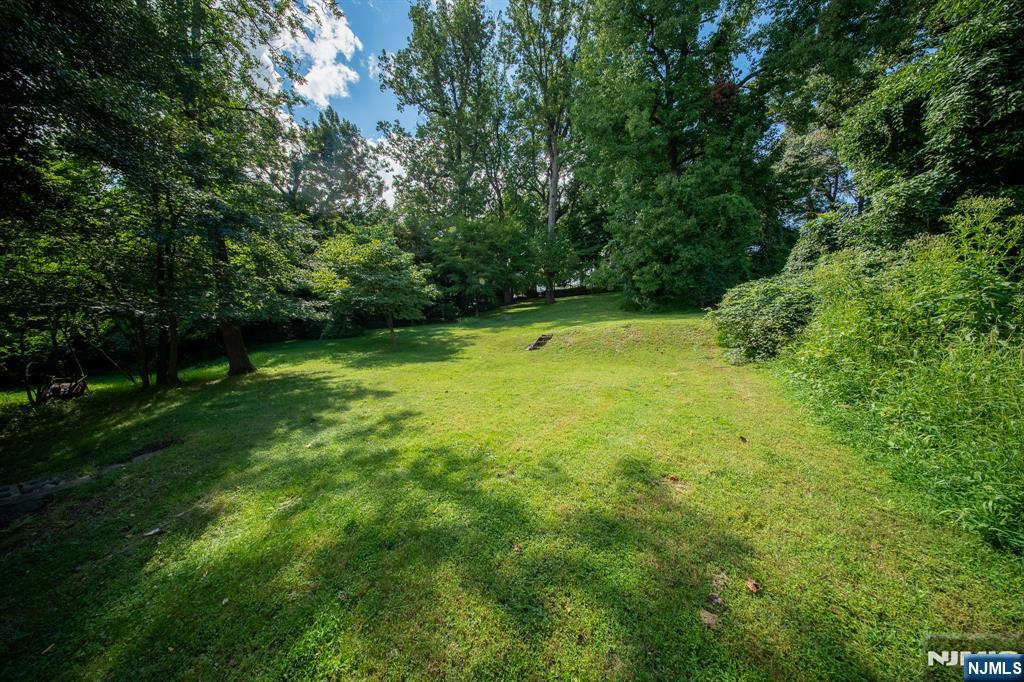 13 Valley Way Property Photo 39