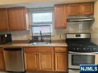 417 2nd Street 2nd Floor Property Photo 5
