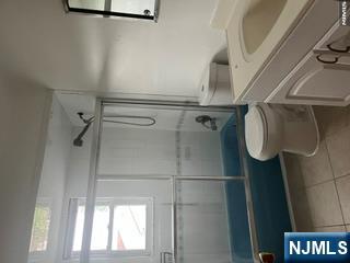 417 2nd Street 2nd Floor Property Photo 7