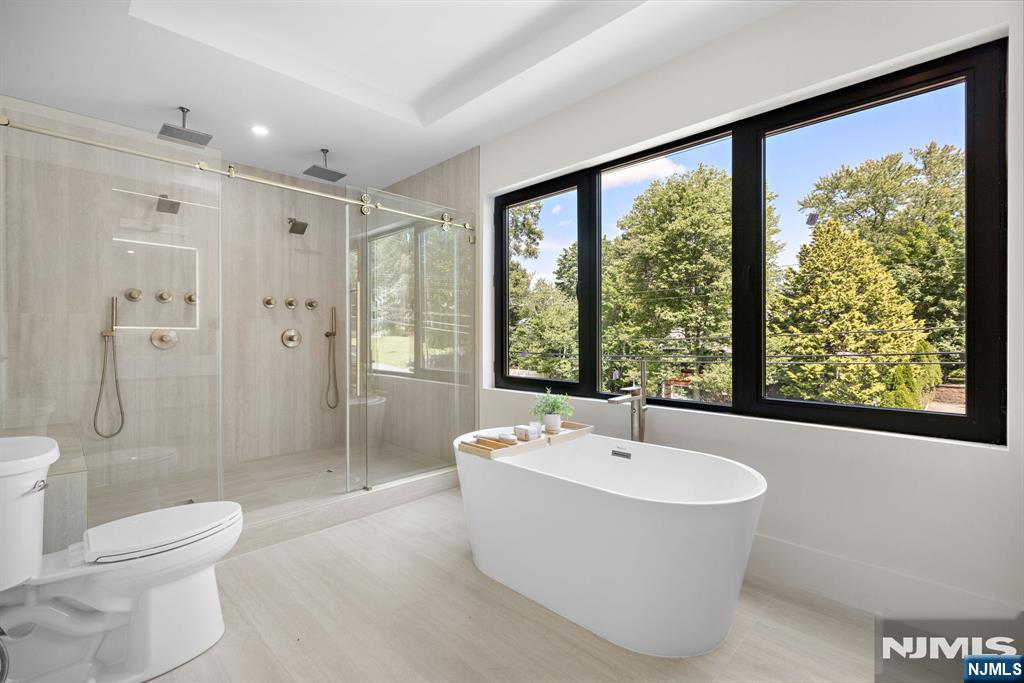 61 Ross Avenue Property Photo 17
