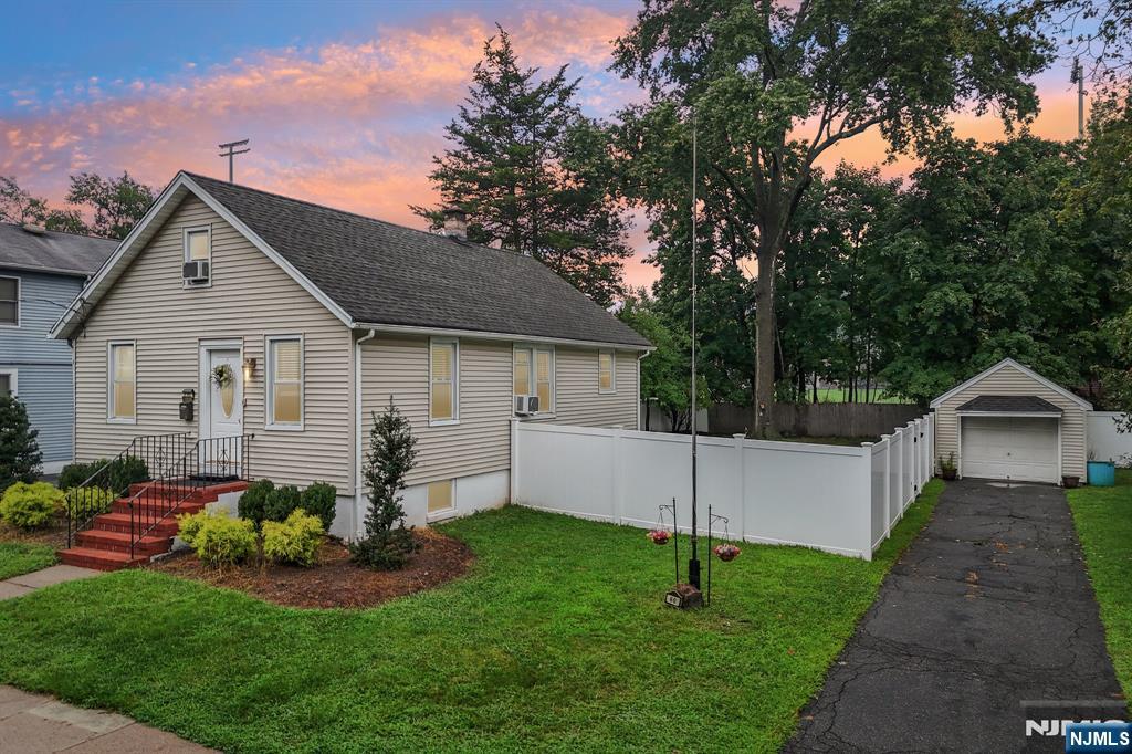 60 Palisade Avenue Property Photo 1