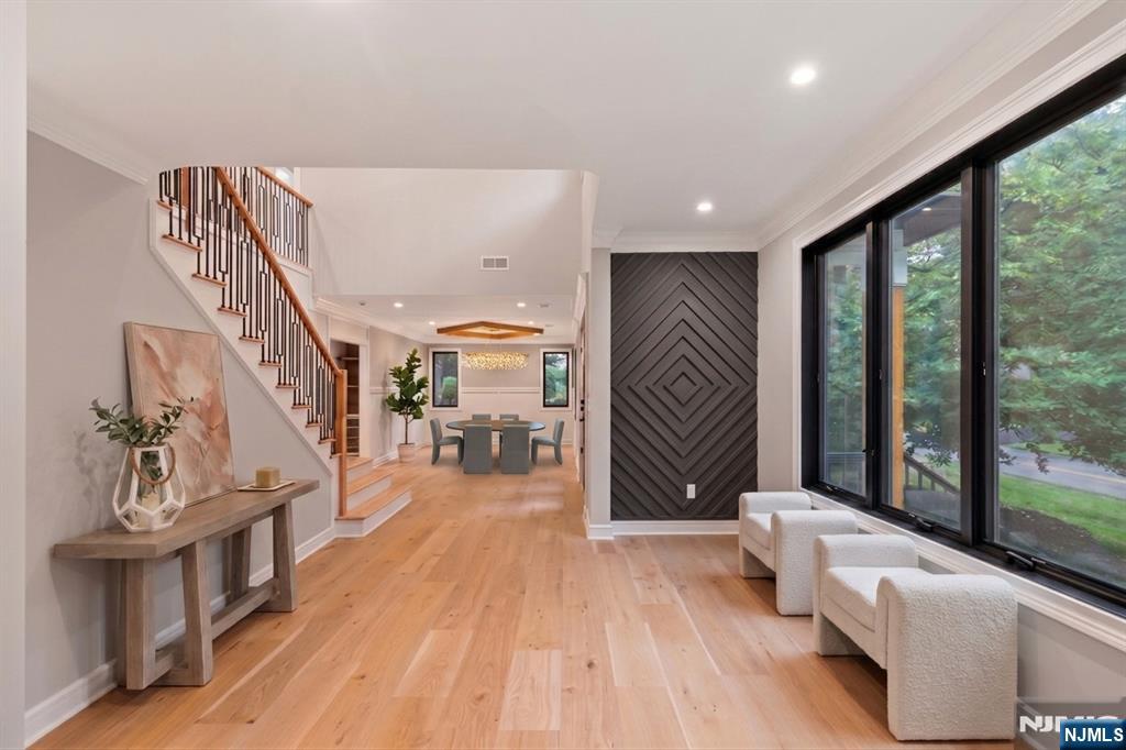 455 Sunset Avenue Property Photo 8