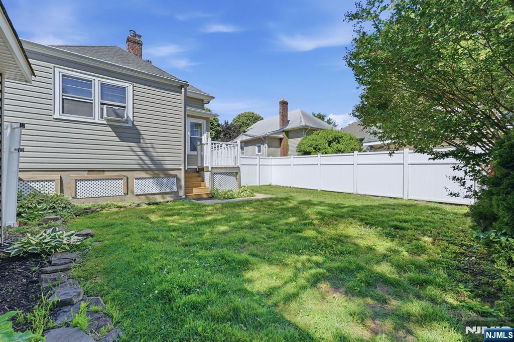219 Magie Avenue Property Photo 27