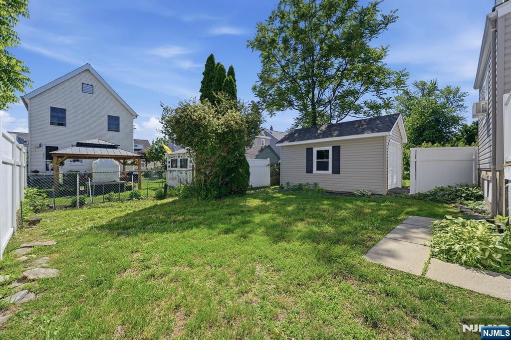 219 Magie Avenue Property Photo 28