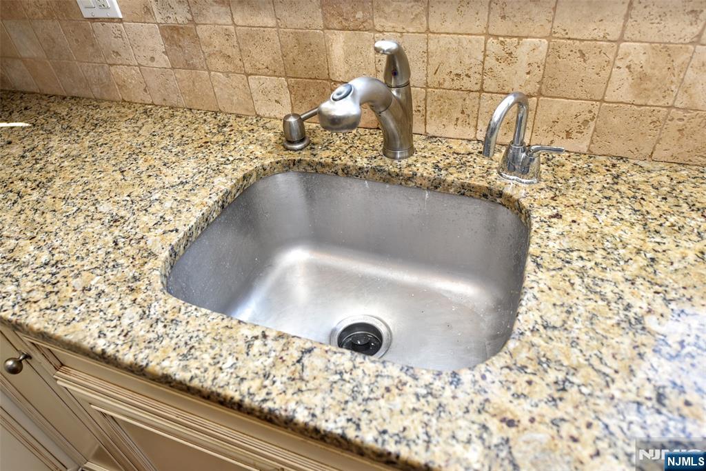 36 Hines Property Photo 12