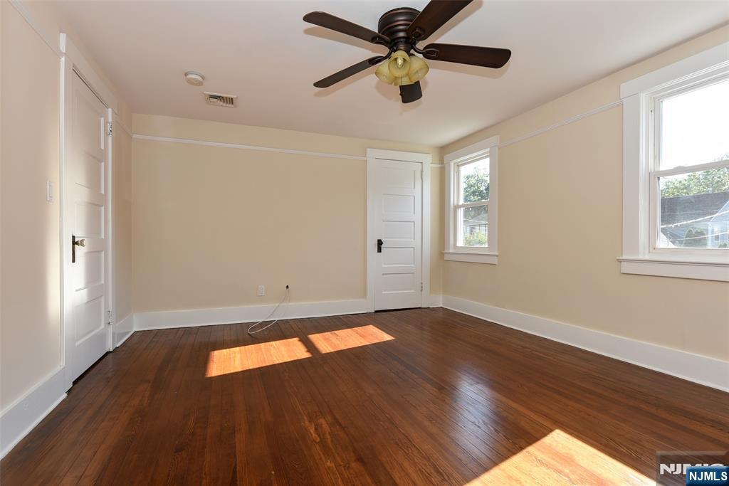 36 Hines Property Photo 20