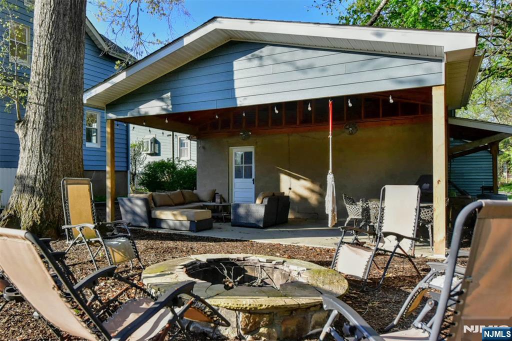 36 Hines Property Photo 36