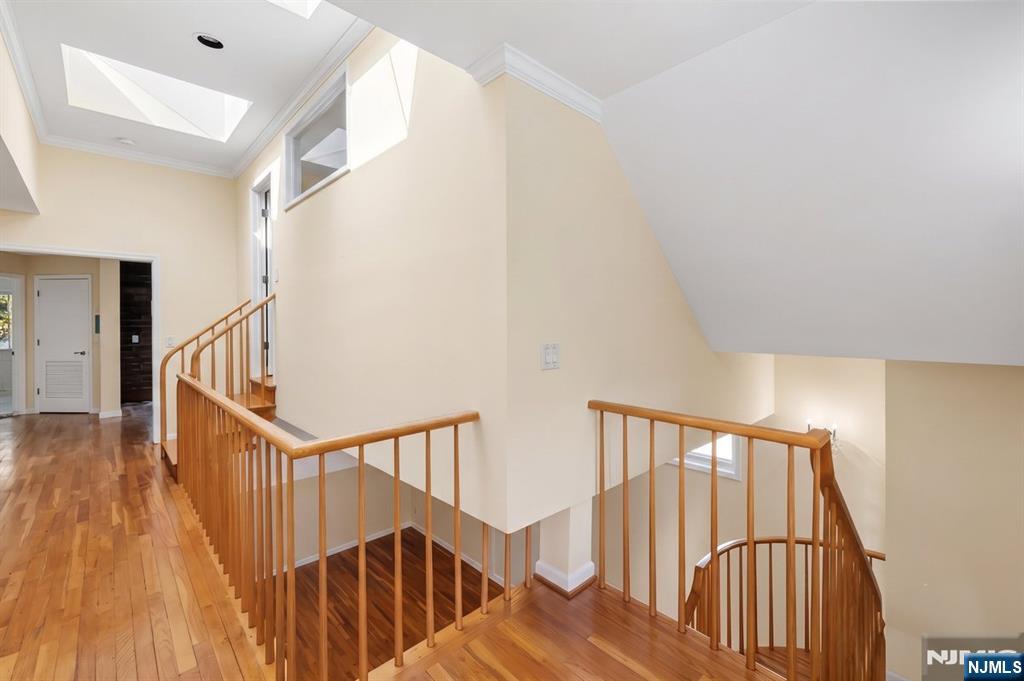 376 Kenwood 9 Property Photo 17