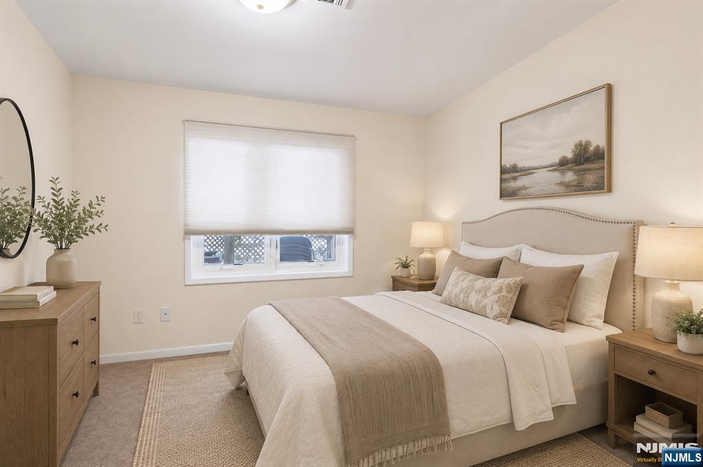 376 Kenwood 9 Property Photo 23