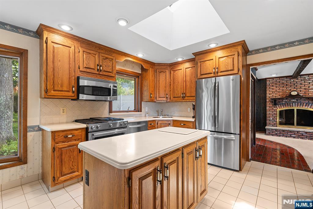 168 Rafkind Road Property Photo 6