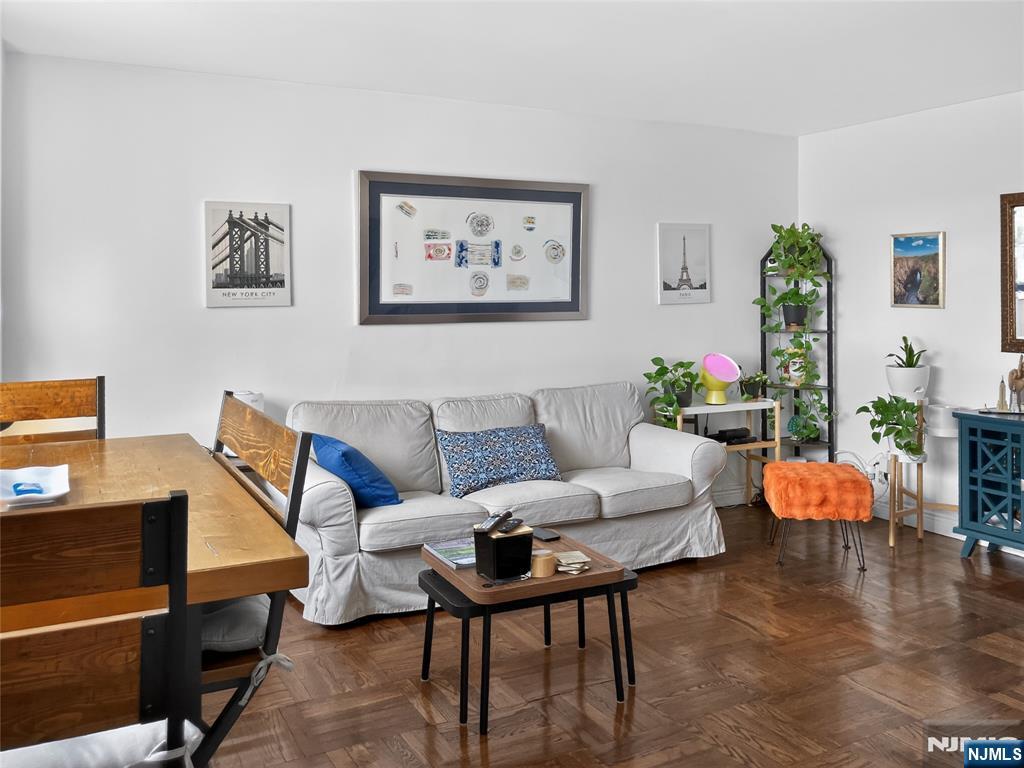 6515 Boulevard East 9j Property Photo 4