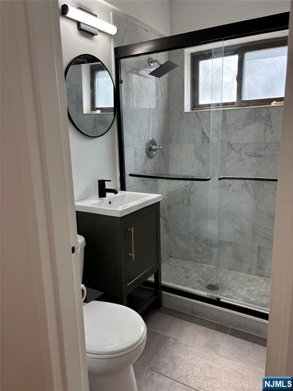 400 Fairview Avenue 1h Property Photo 11