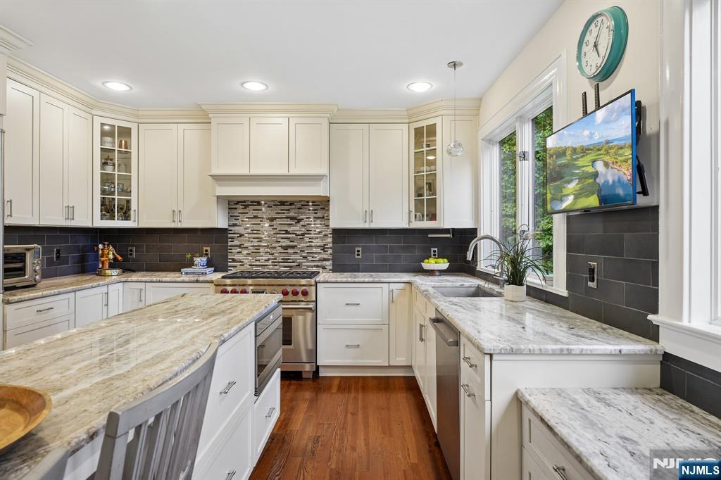 6 Edgehill Road Property Photo 17
