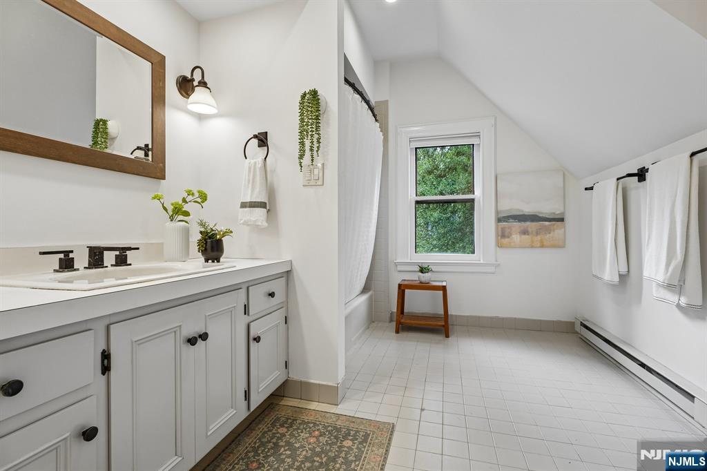 6 Edgehill Road Property Photo 24