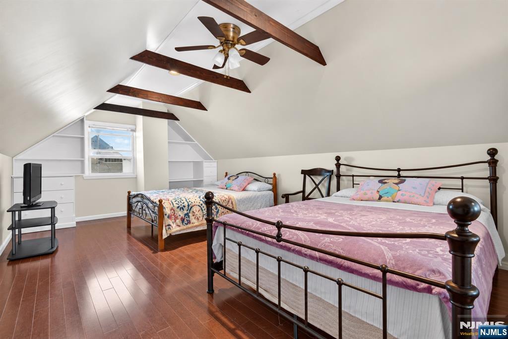 187 Kent Street Property Photo 15