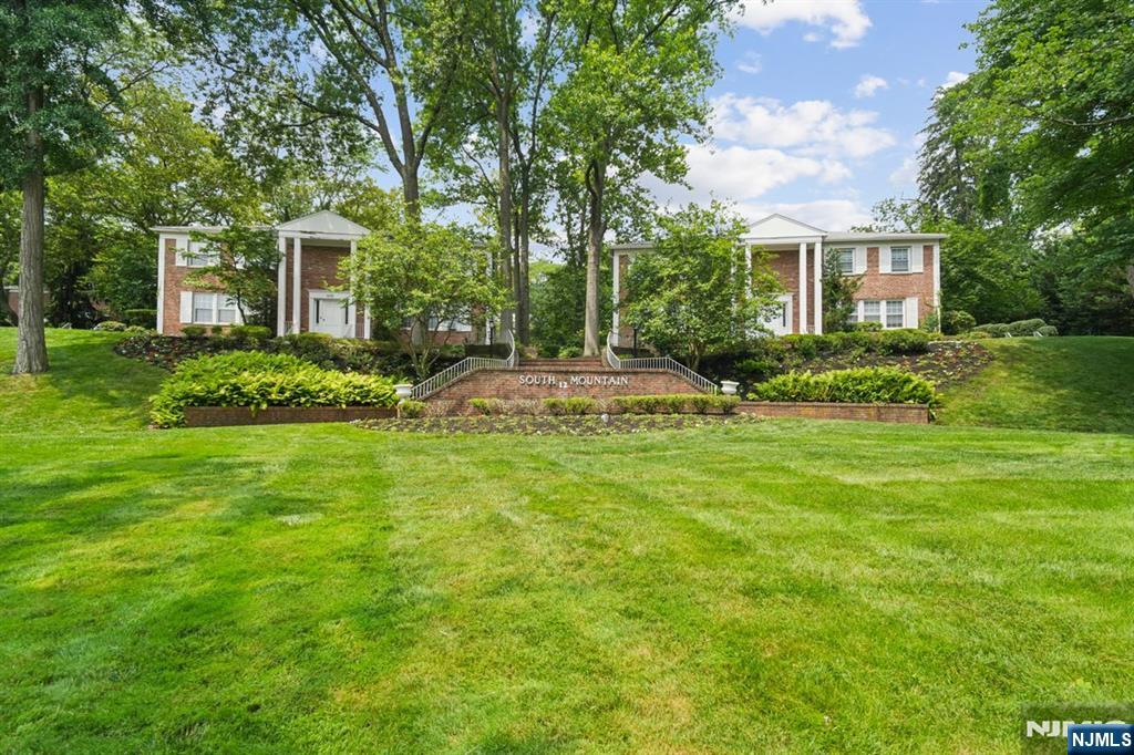 12 Mountain Avenue 19 Property Photo 1