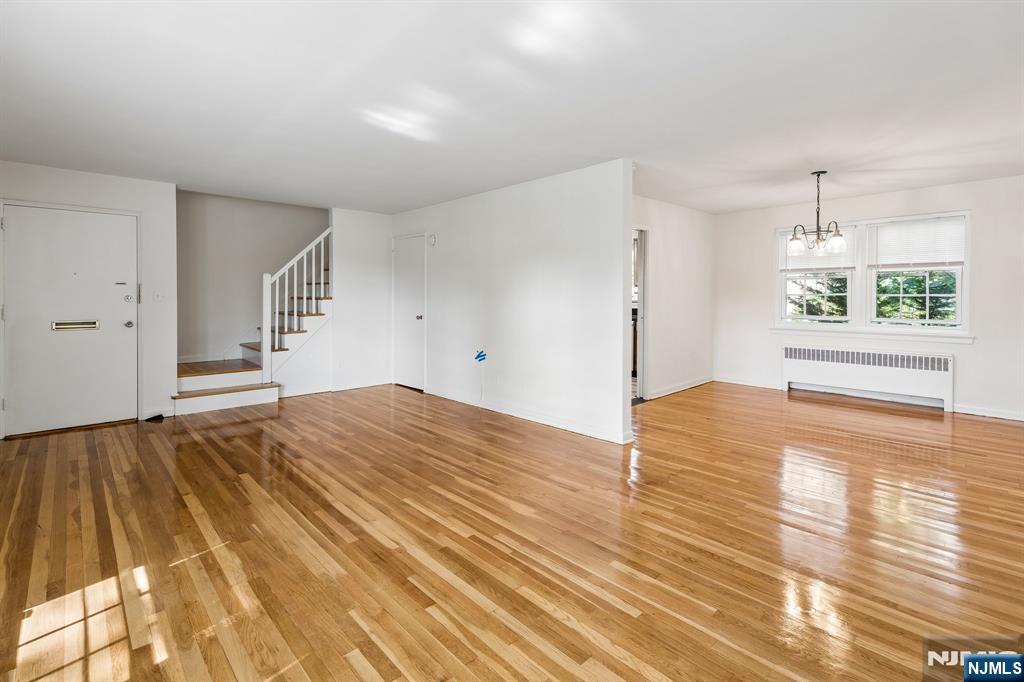12 Mountain Avenue 19 Property Photo 2