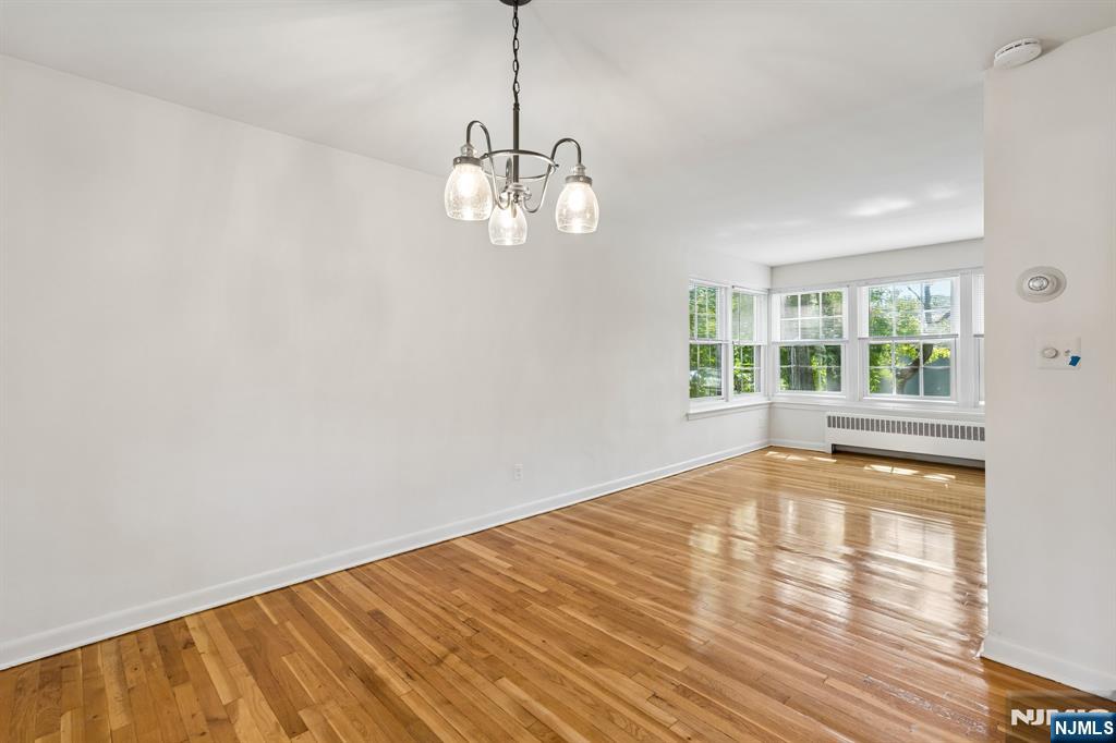 12 Mountain Avenue 19 Property Photo 3