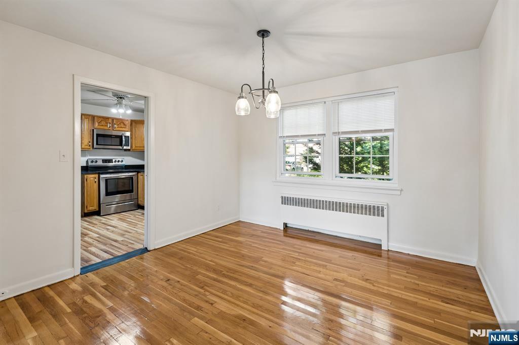 12 Mountain Avenue 19 Property Photo 4