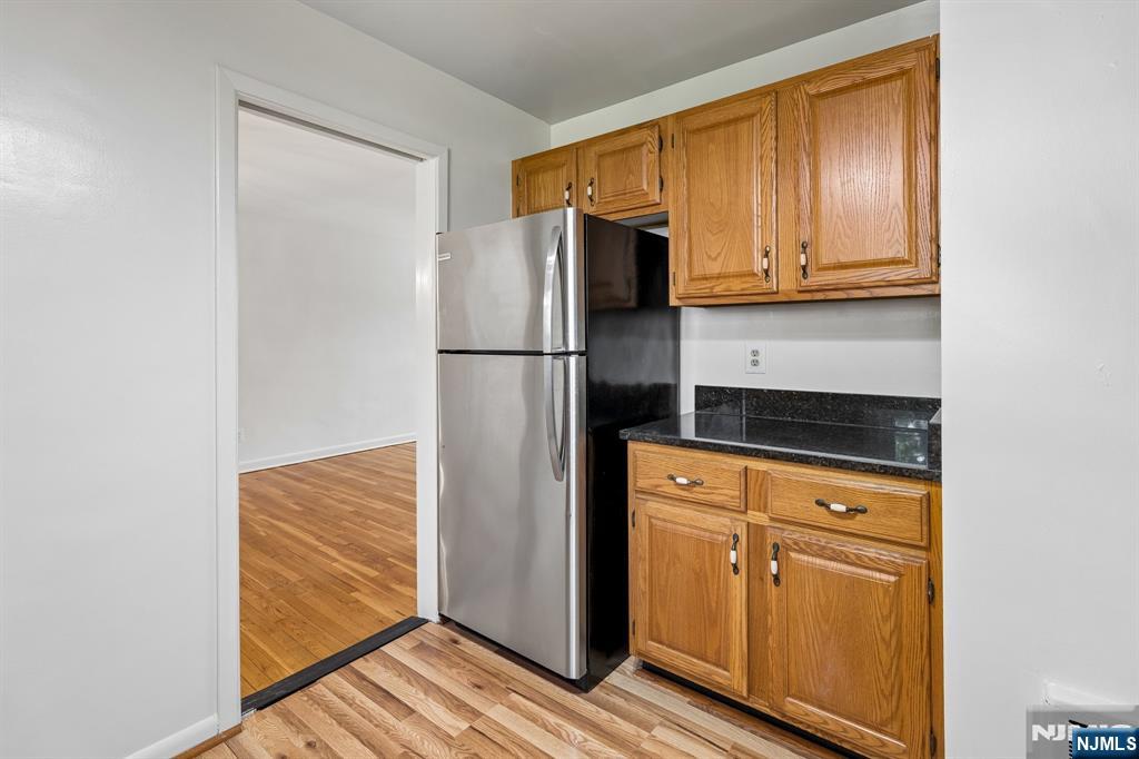 12 Mountain Avenue 19 Property Photo 7