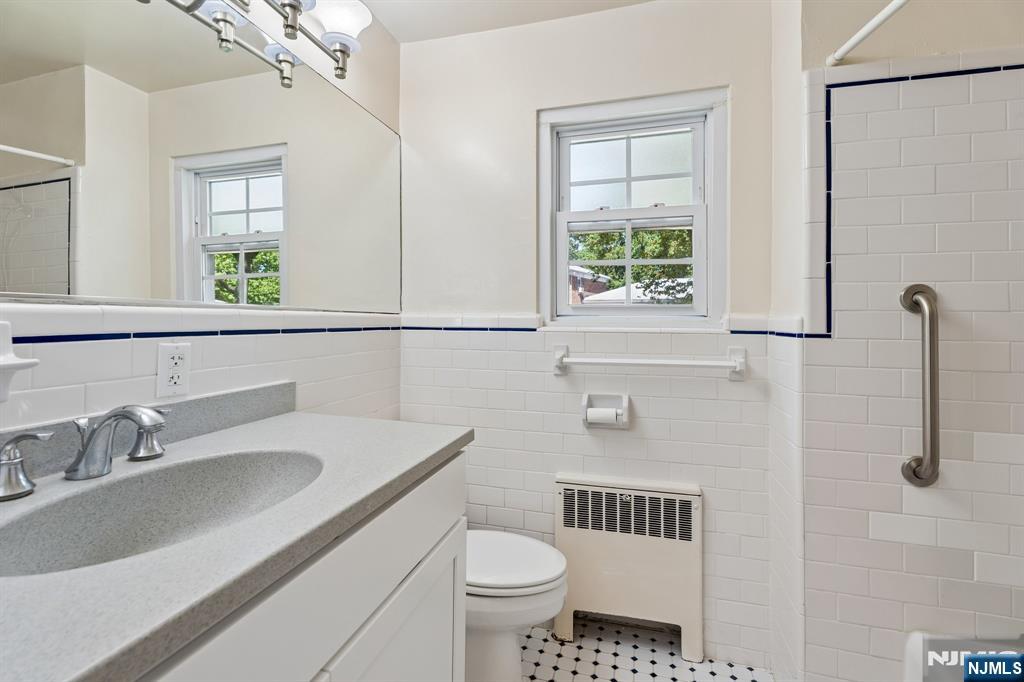 12 Mountain Avenue 19 Property Photo 13