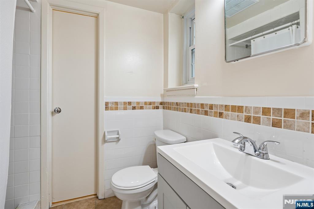 12 Mountain Avenue 19 Property Photo 19