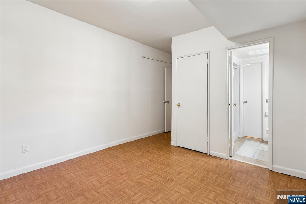 12 Mountain Avenue 19 Property Photo 21