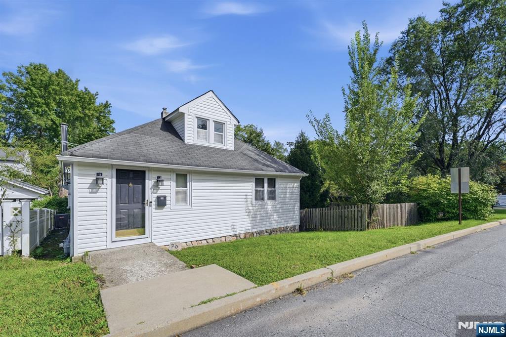 20 Yesler Way Property Photo 2
