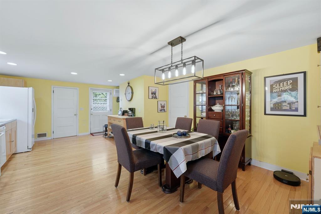 20 Yesler Way Property Photo 10