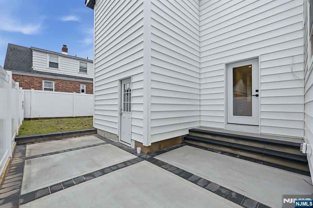 60 Lasalle Avenue Property Photo 37