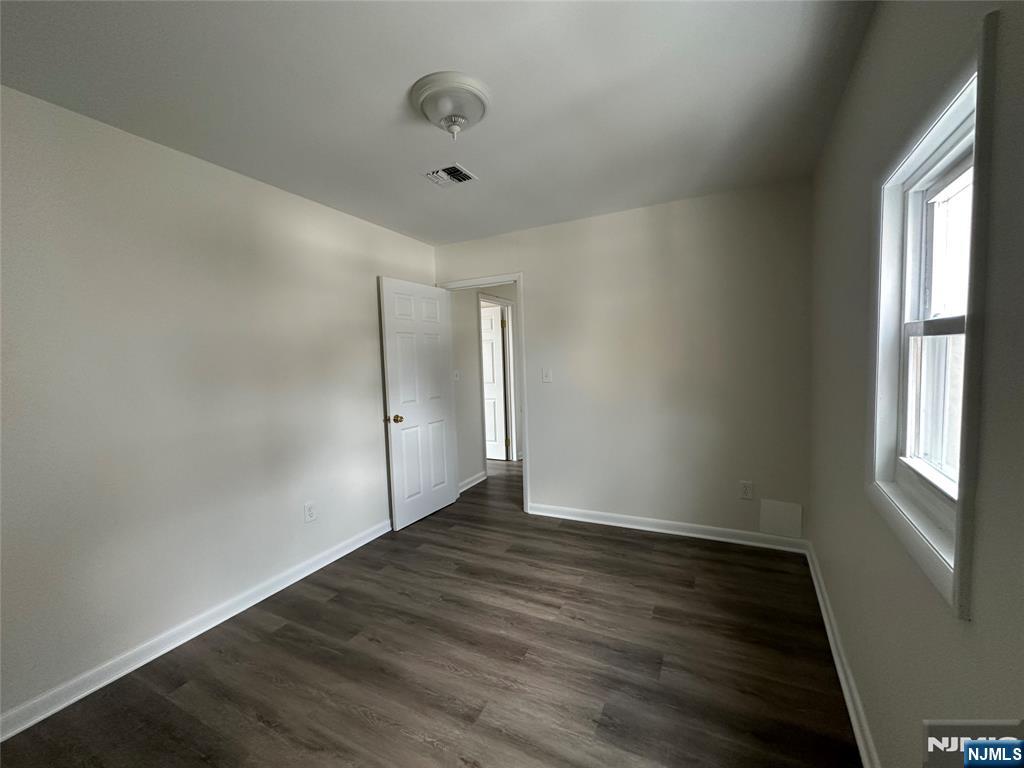 46 Ferry 3r Property Photo 2