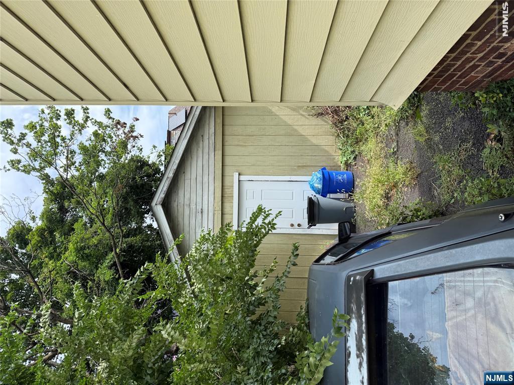 26033497 Property Photo 5
