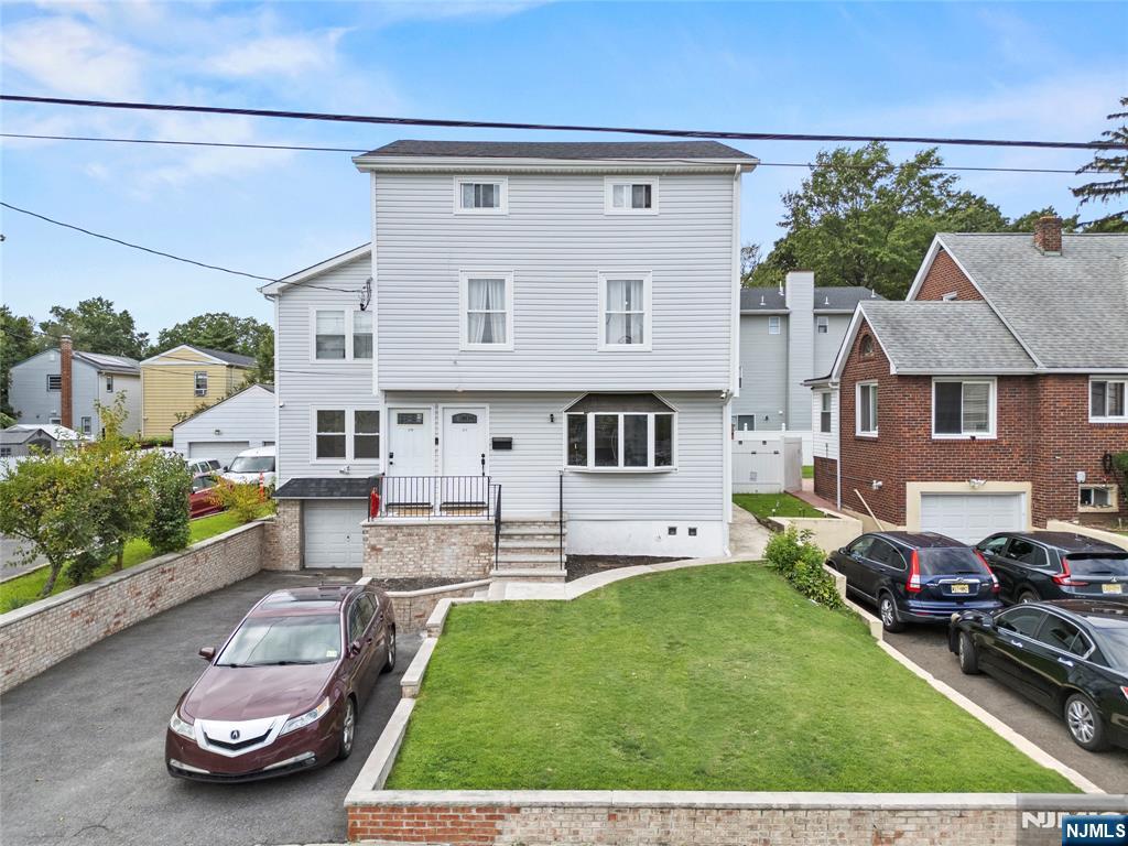 97 Cedar Hill Avenue Property Photo 1