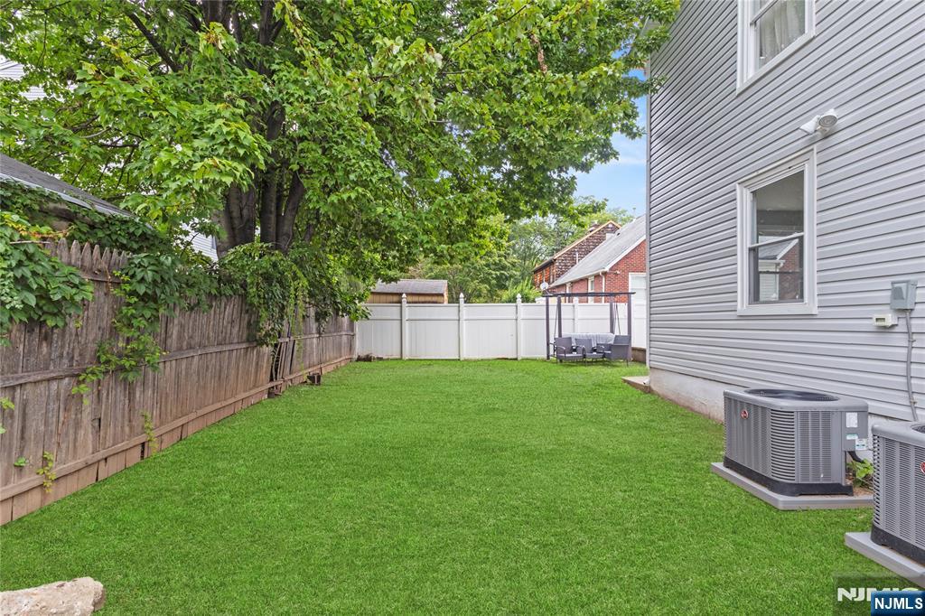97 Cedar Hill Avenue Property Photo 8