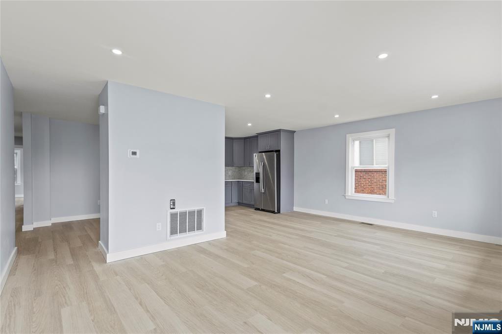 97 Cedar Hill Avenue Property Photo 9