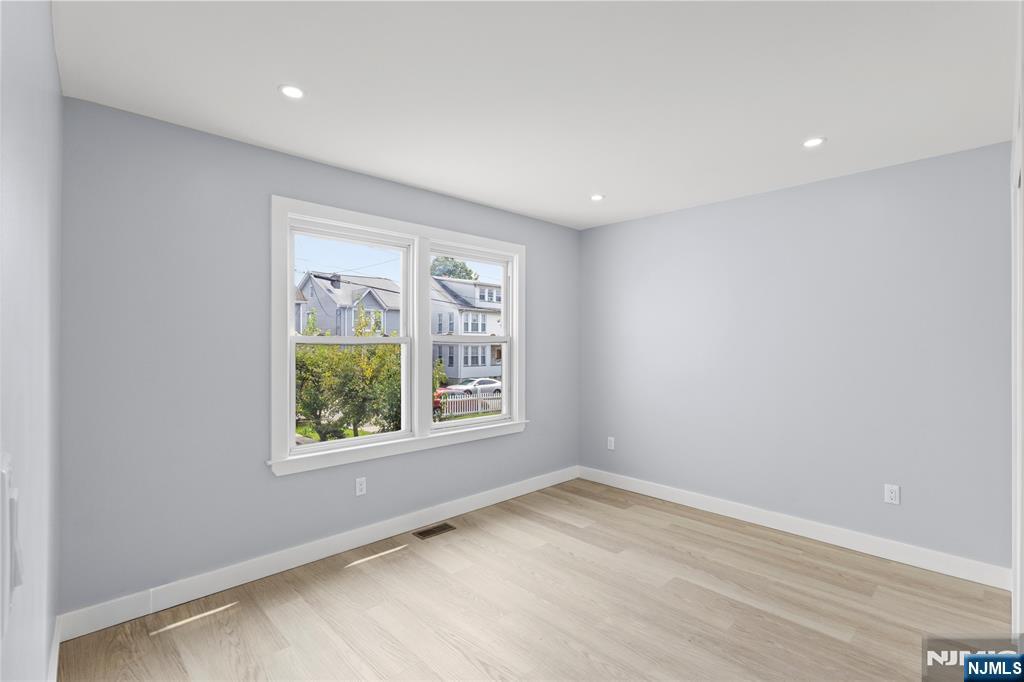 97 Cedar Hill Avenue Property Photo 15