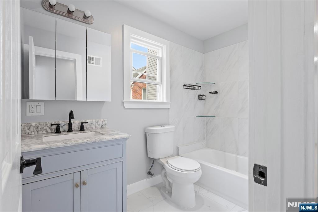 97 Cedar Hill Avenue Property Photo 19