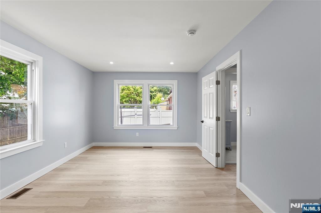 97 Cedar Hill Avenue Property Photo 21