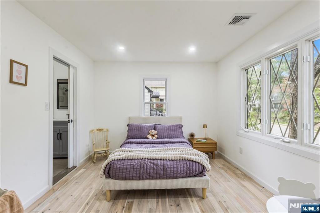 137 Myrtle Avenue Property Photo 10
