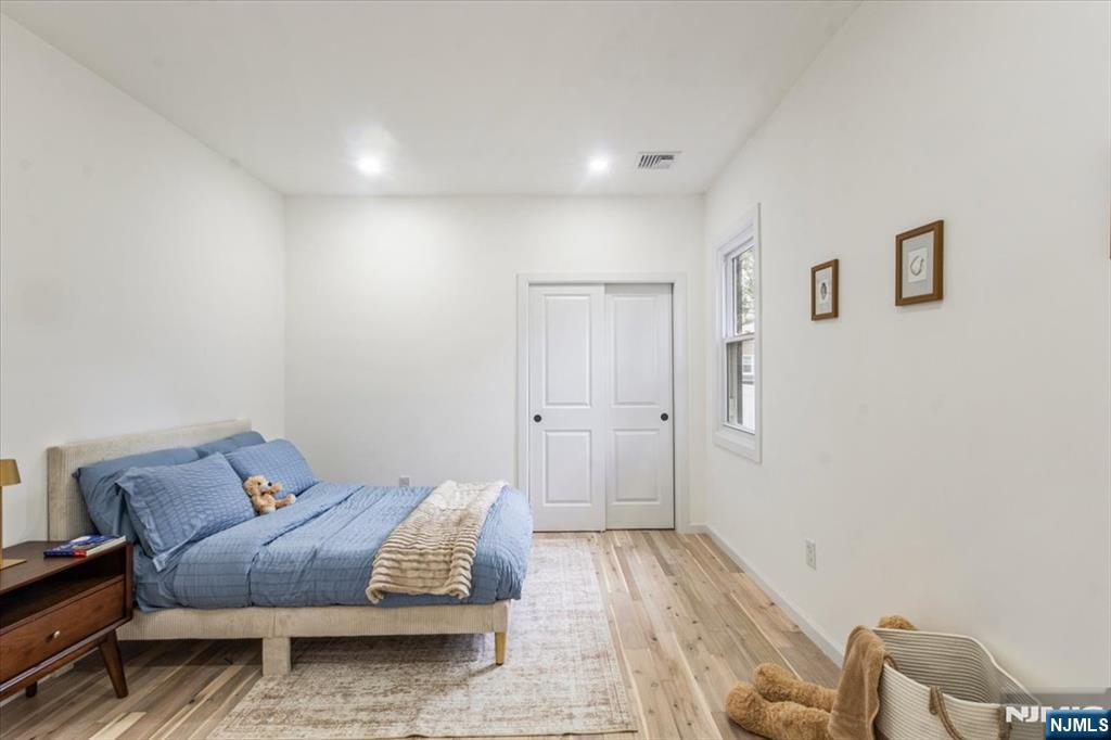 137 Myrtle Avenue Property Photo 15